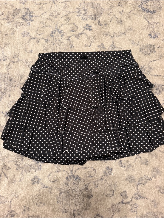 dona jo Dresses & Skirts - Dona Jo Polka Dot Tiered Ruffle Skort  - Black/White